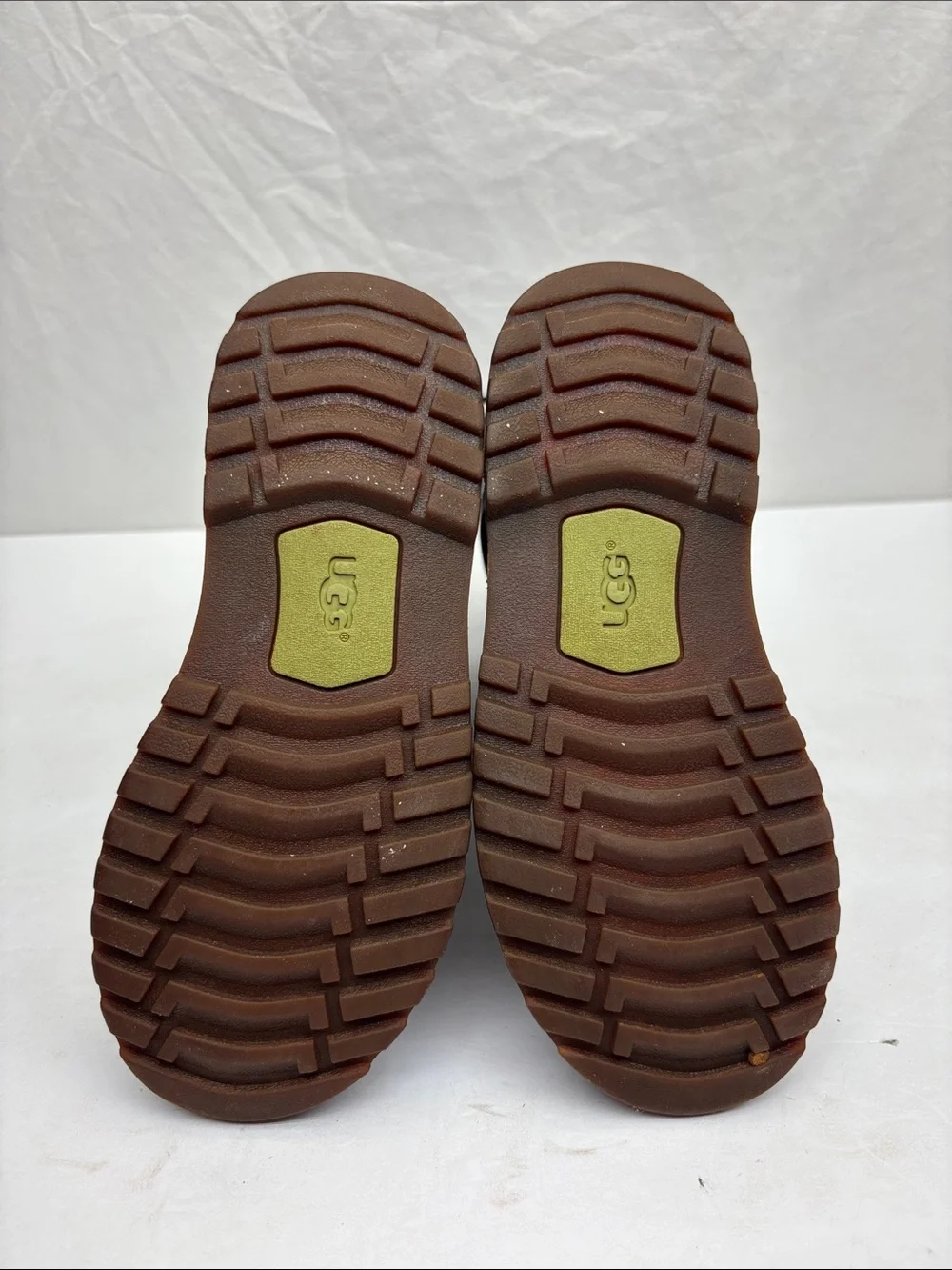 UGG Patent leather with zipper on side, size 12 toddler girl, box 72